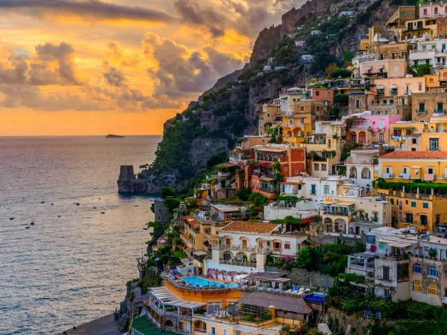 Amalfi Kıyıları Turu Rotası (Tüm Turlar Dahil)