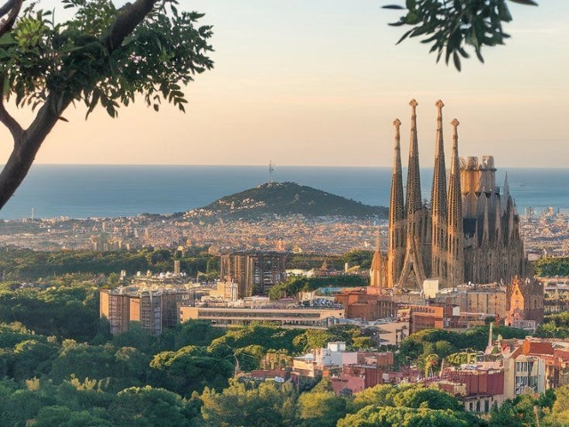 Antalya'dan Direkt Sefer ile Barcelona & Madrid Rotası Turu