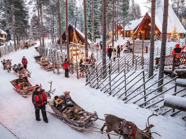 Turlar Dahil - Büyüleyici Kuzey Işıkları & Lapland - 2027