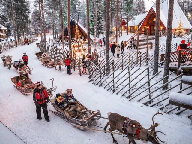 Turlar Dahil - Büyüleyici Kuzey Işıkları & Lapland - Şeker Bayramı
